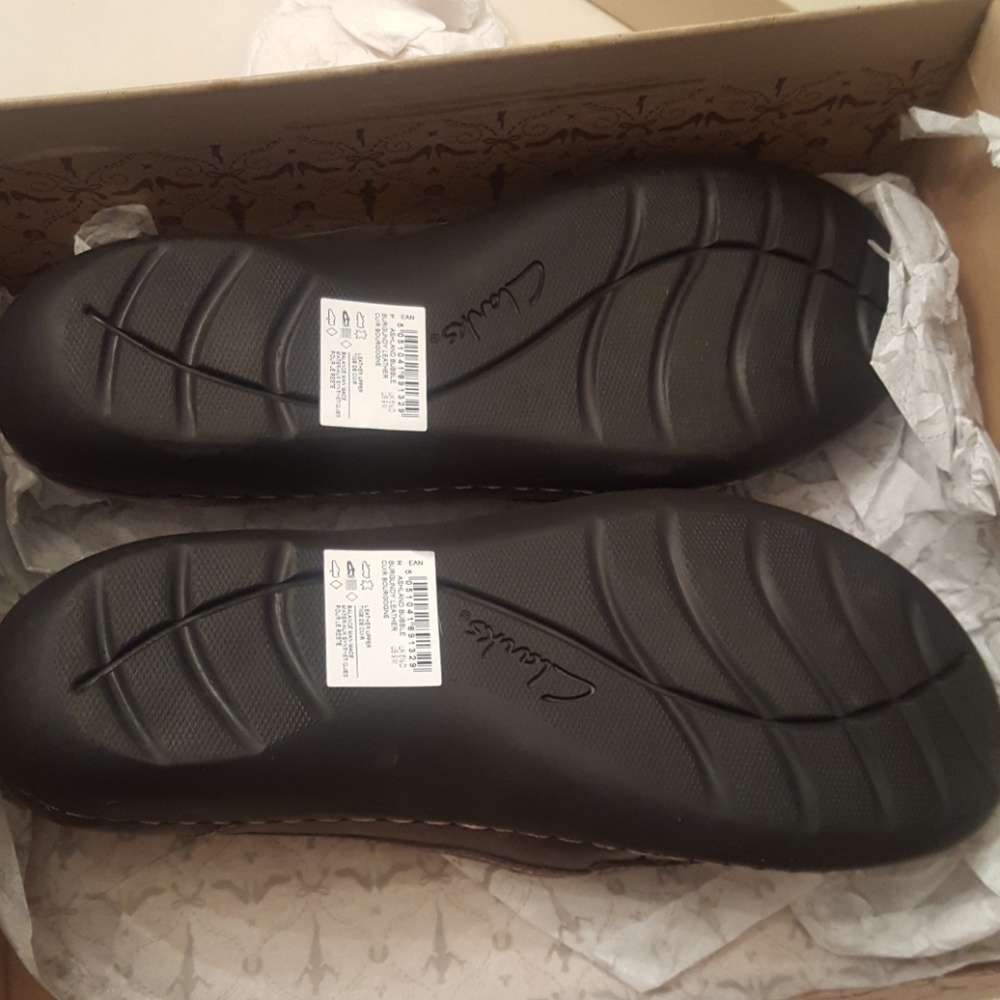 Shoes - Picture 2 of 3